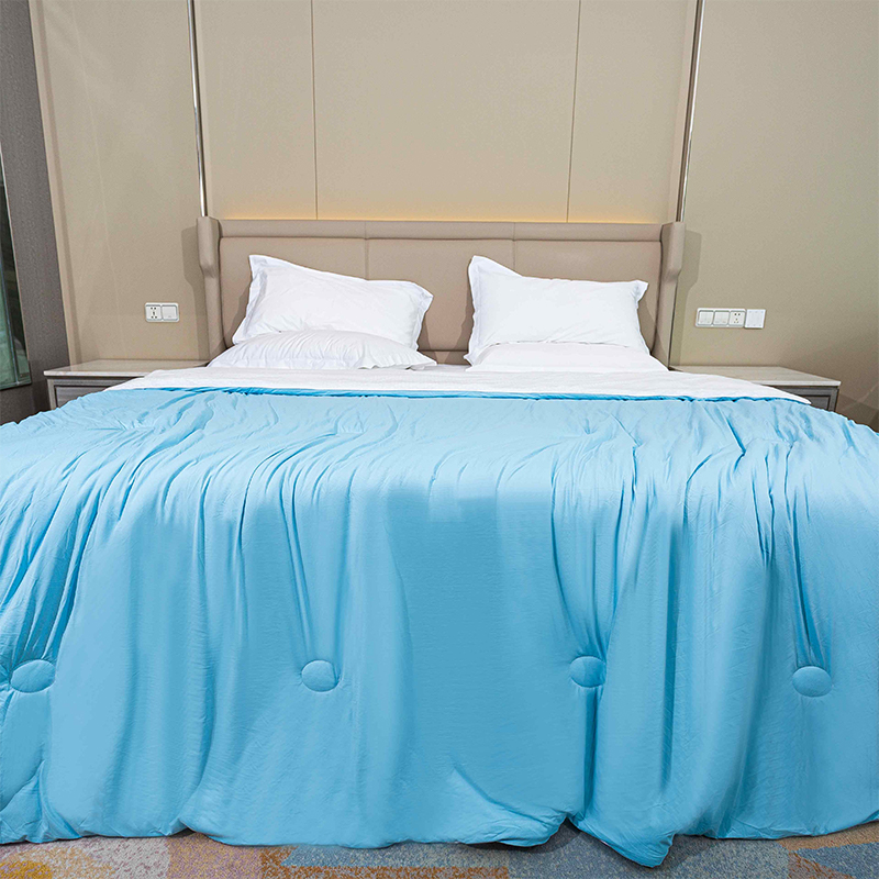 PCM COOLING COMFORTER - Selimut reka bentuk permukaan penyejukan sutera biru untuk tidur panas dan berpeluh malam
